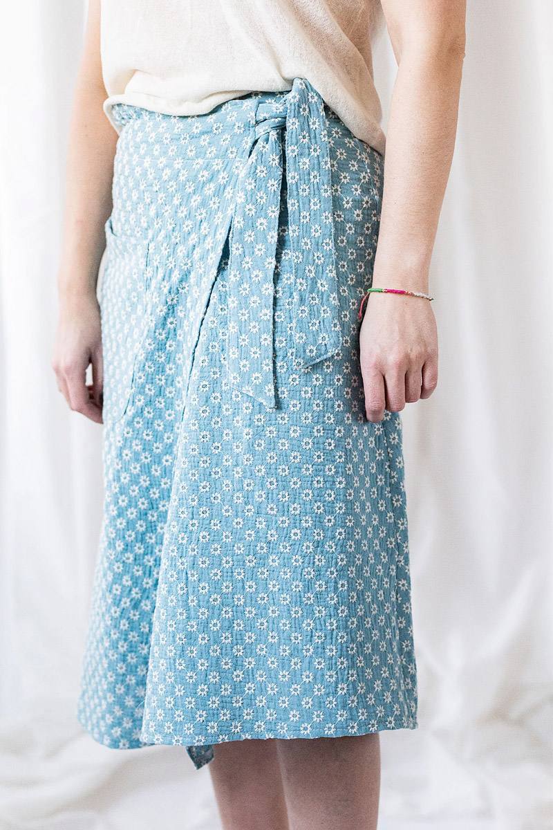 Musselin-Stoff 'Flower Embroidery' - 170 g/m2
